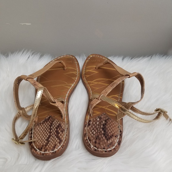 Sam & Libby - Picture 2 of 4